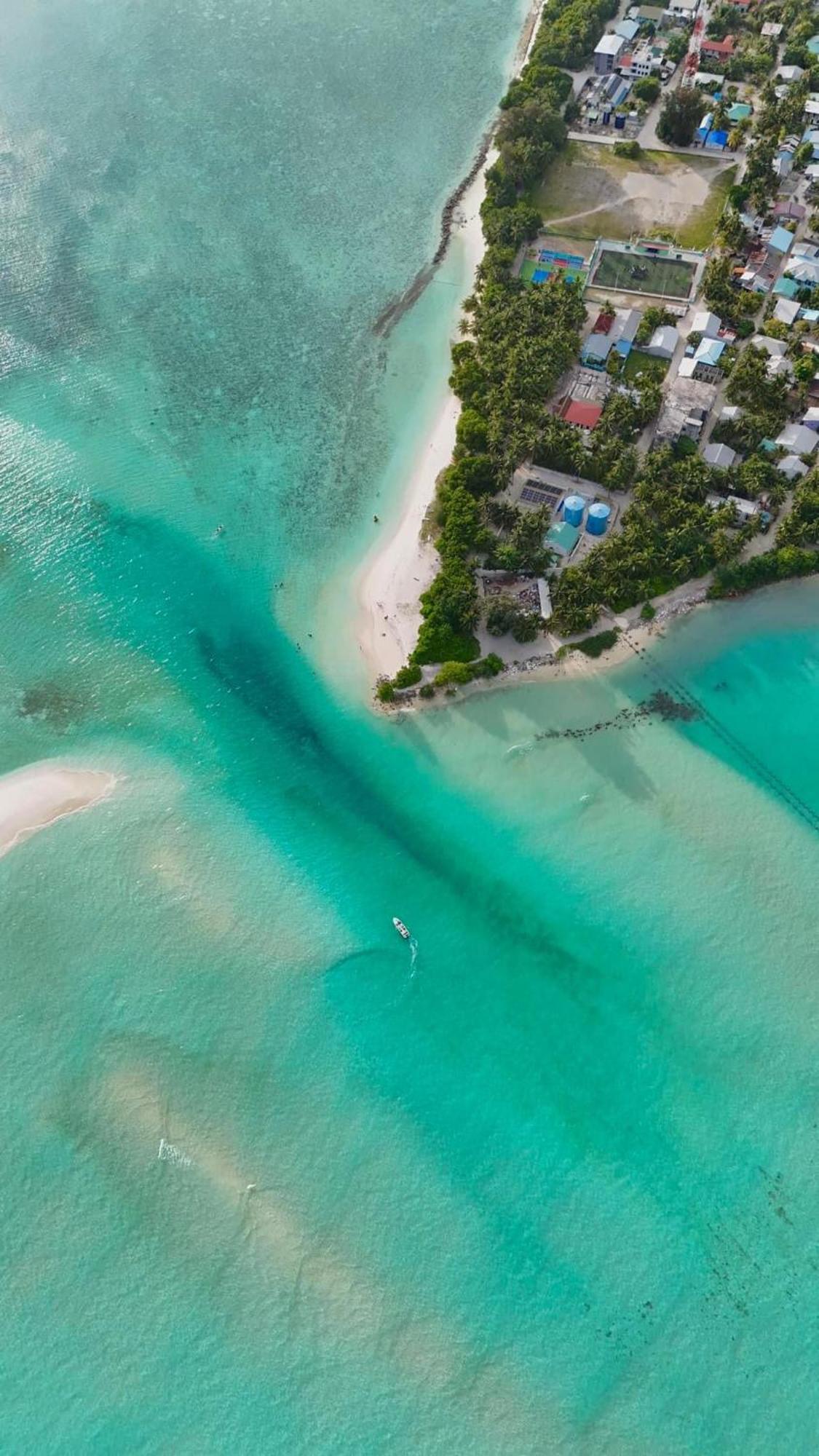 Kuda Giri Hotel Mathiveri Luaran gambar